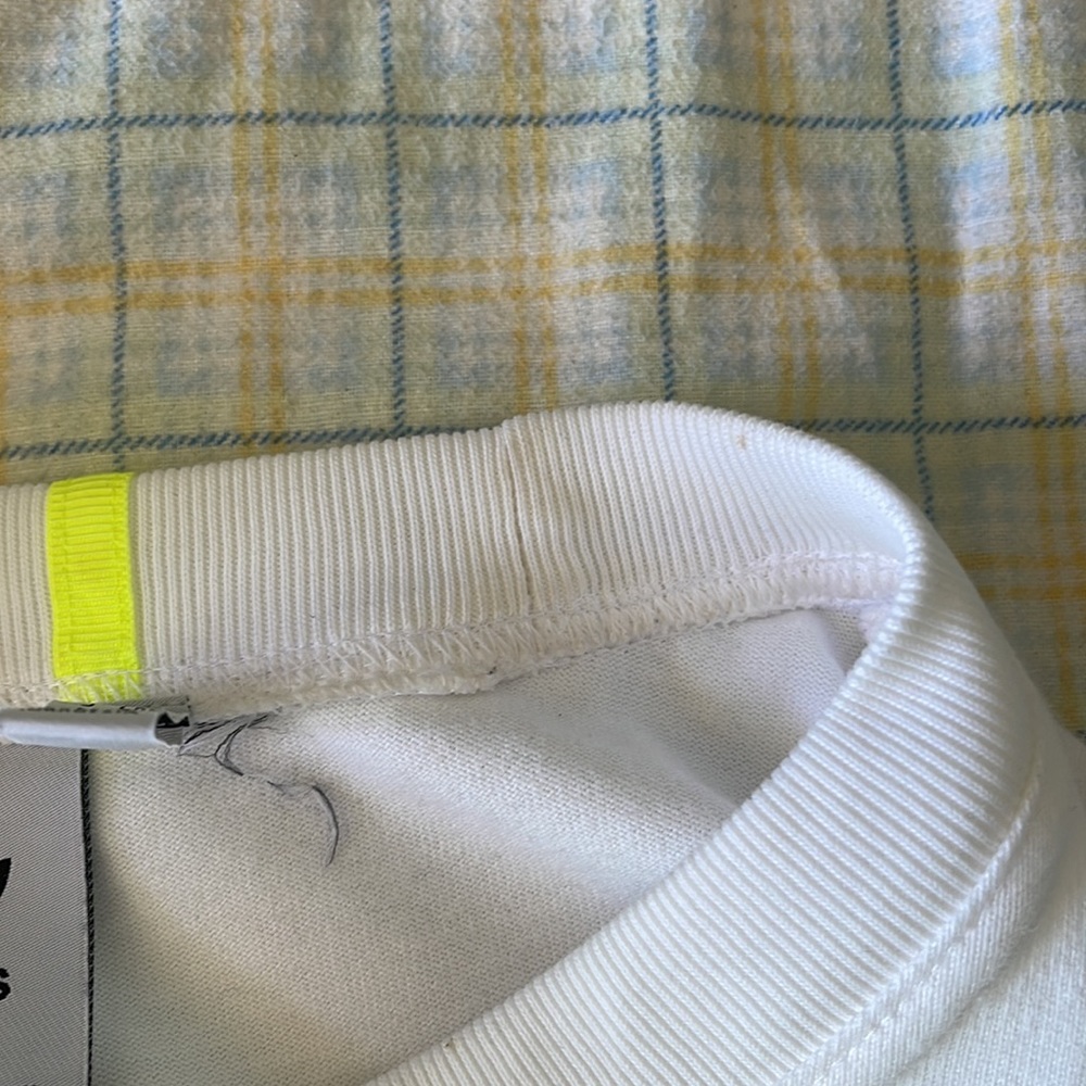 Adidas TSHIRT - Picture 8 of 10